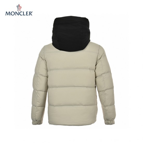 22FW Moncler Madeira Hooded Short Black Long Sleeves Down Jacket